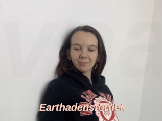 Earthadensfordek