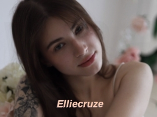 Elliecruze