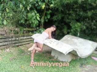 Emmilyvegaa
