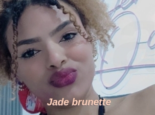Jade_brunette