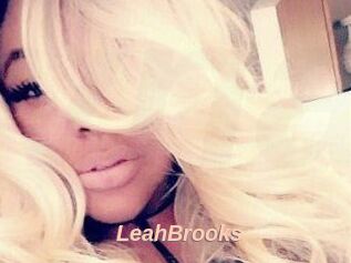 Leah_Brooks