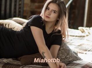 Miahotbb