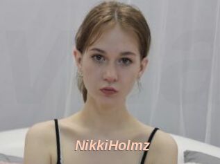 NikkiHolmz