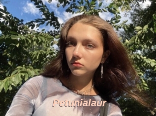 Petunialaur