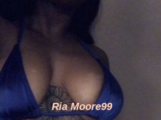 Ria_Moore99