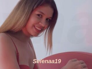 Selenaa19