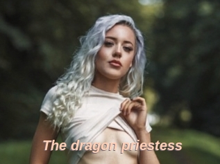 The_dragon_priestess