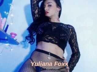 Yuliana_Foxx