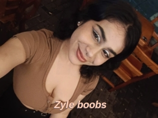 Zyle_boobs